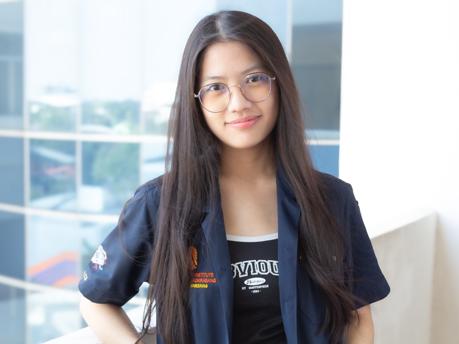 กชณัฐ วงศ์แก้วโพธิ์ทอง (เจินจิน)