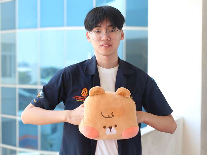 พีรพัฒน์ คำสิงห์ (พี)