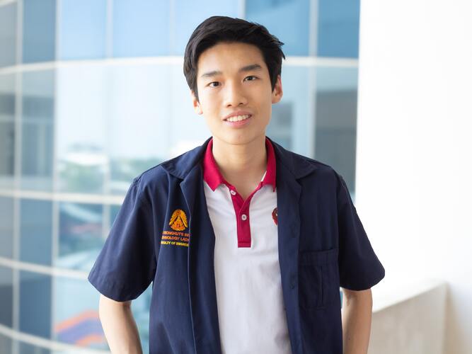 ภวัต ประกายทิพย์ (ป๋อ)